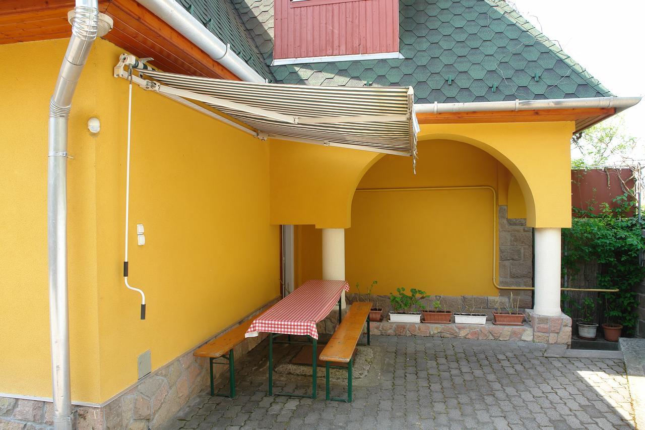 Ferienwohnung Valentina Apartmanhaz Bogács Exterior foto