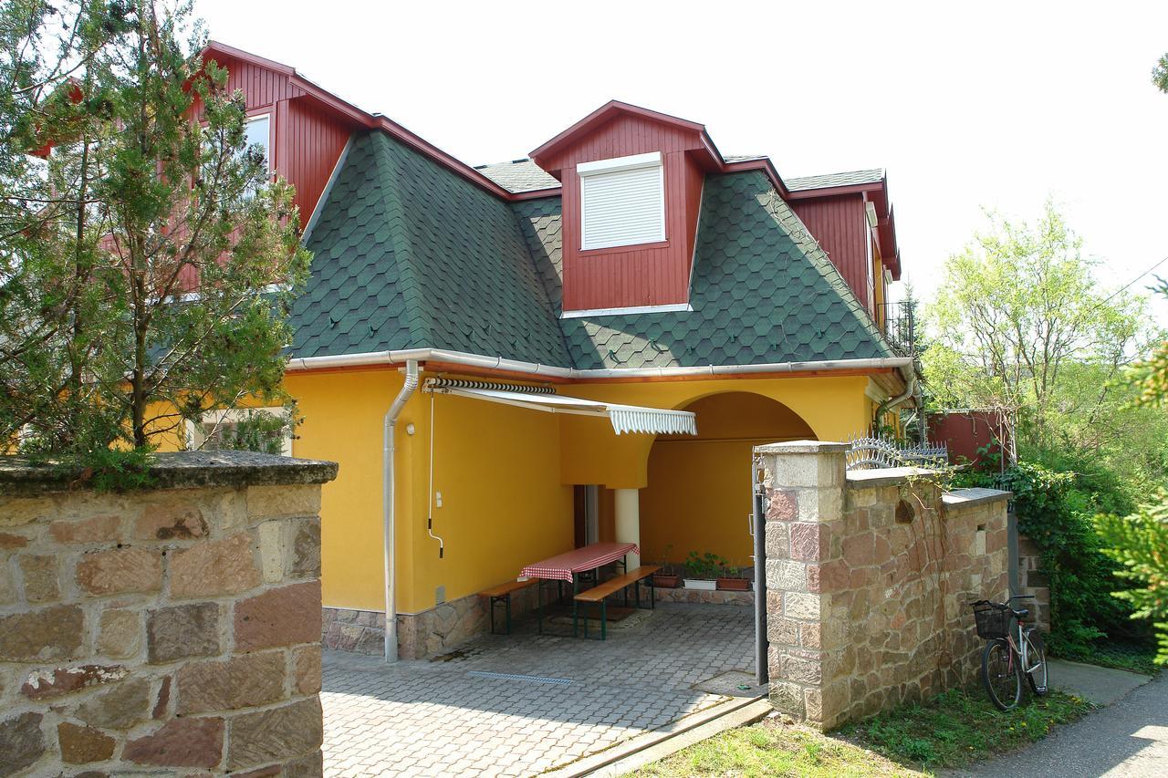 Ferienwohnung Valentina Apartmanhaz Bogács Exterior foto
