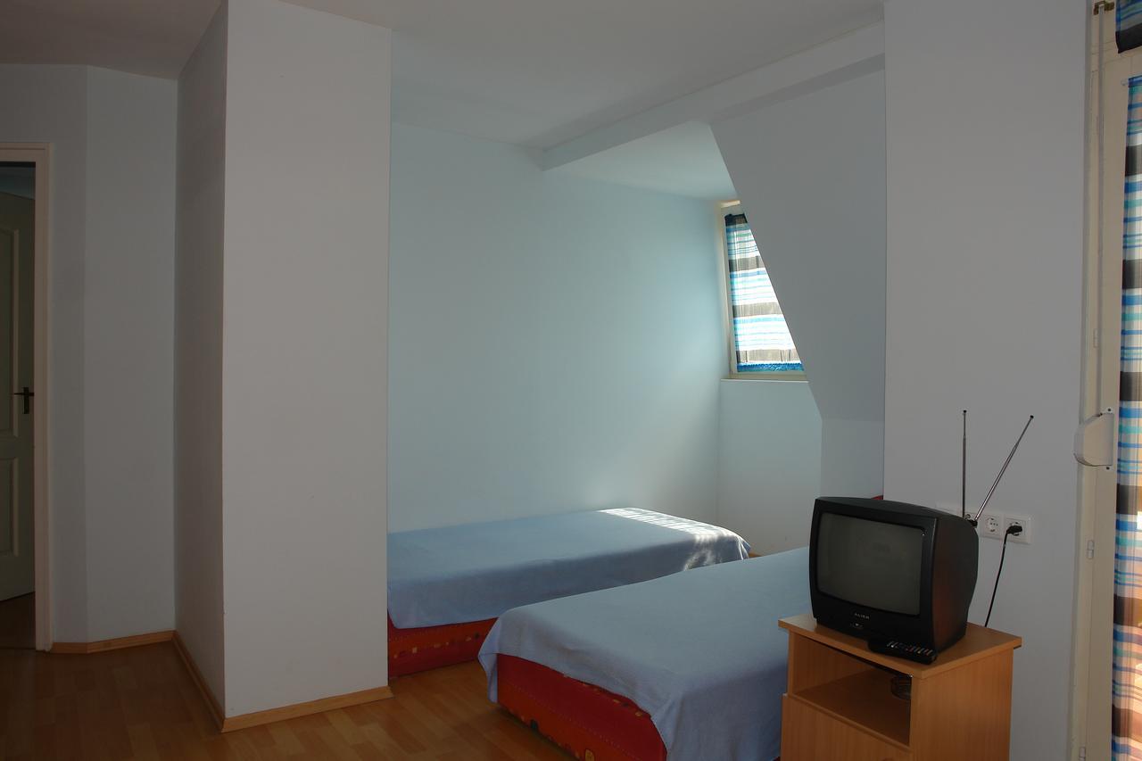 Ferienwohnung Valentina Apartmanhaz Bogács Exterior foto