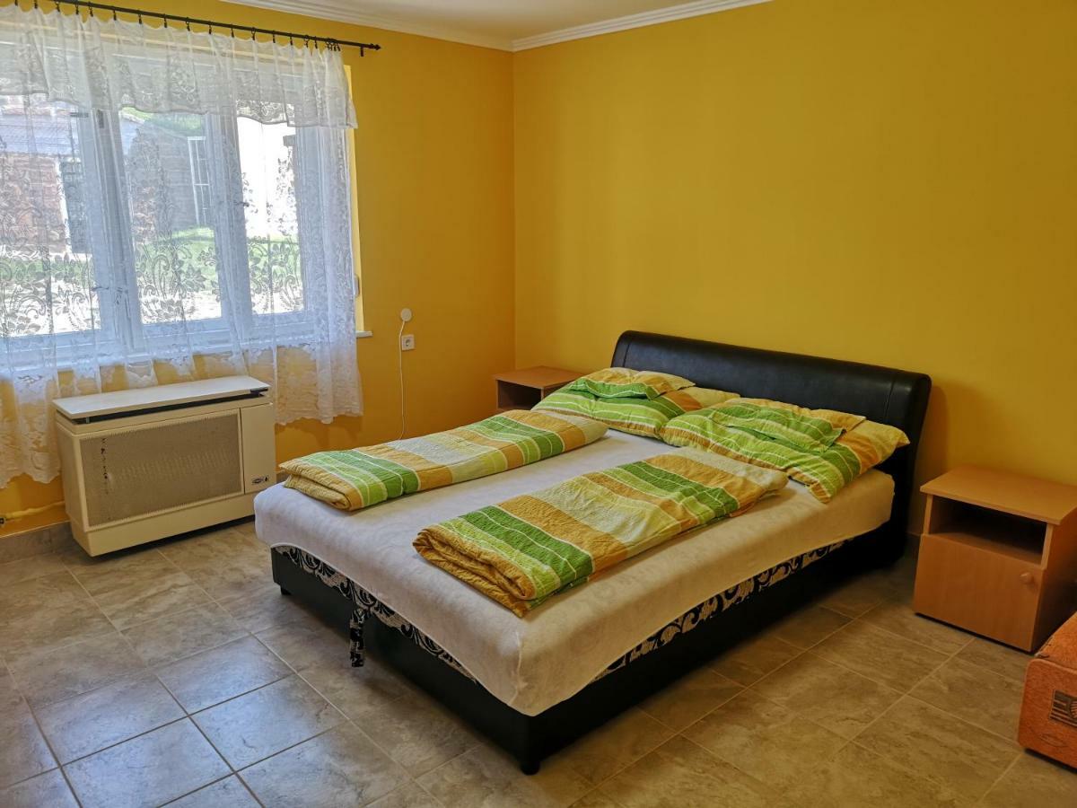 Ferienwohnung Valentina Apartmanhaz Bogács Exterior foto